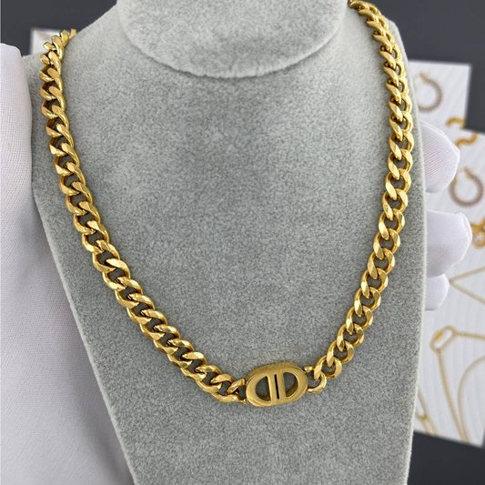 18k gold-plated Cuban link chain necklace
