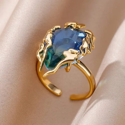 Bold cocktail ring for women