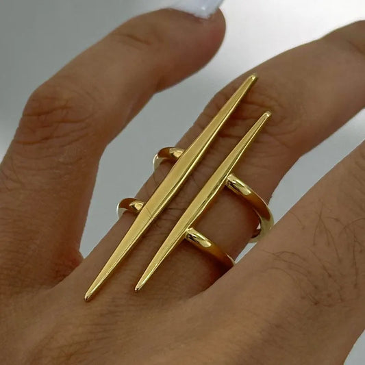 Double bar statement ring